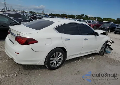 2015 Infiniti Q70 3.7 из США, поврежденный, VIN JN1BY1AR7FM561711